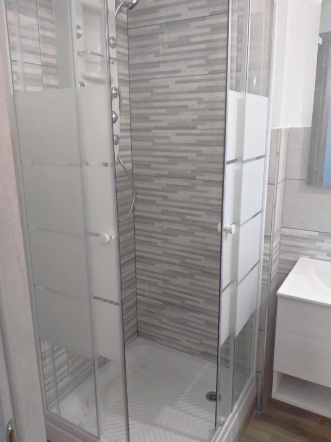 L' Angoletto Bed & Breakfast Campagnano Di Roma Bagian luar foto